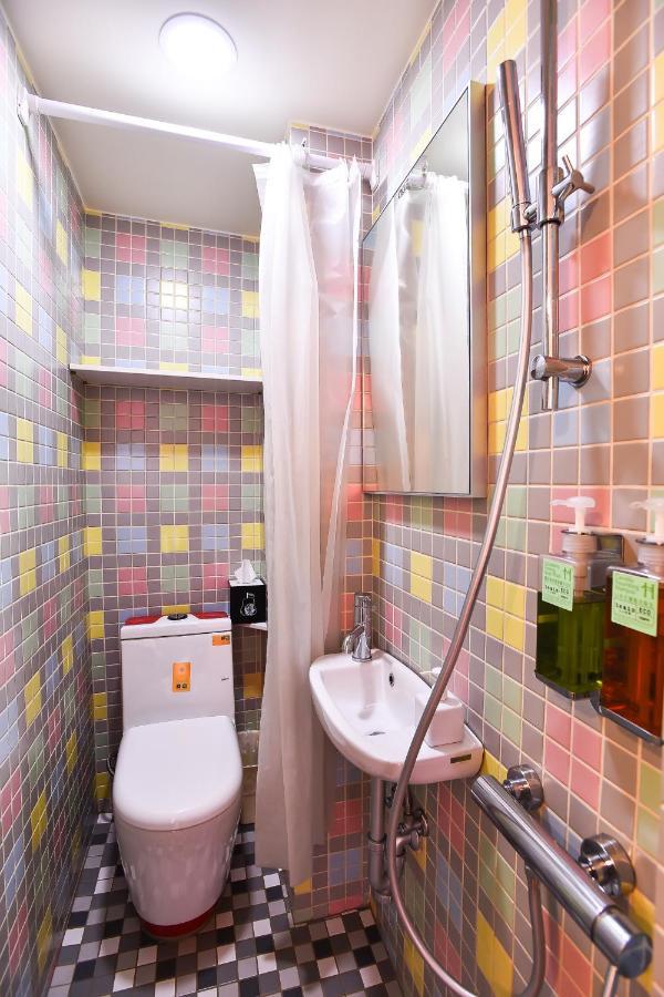 Rainbow Island Apartment Tainan Luaran gambar
