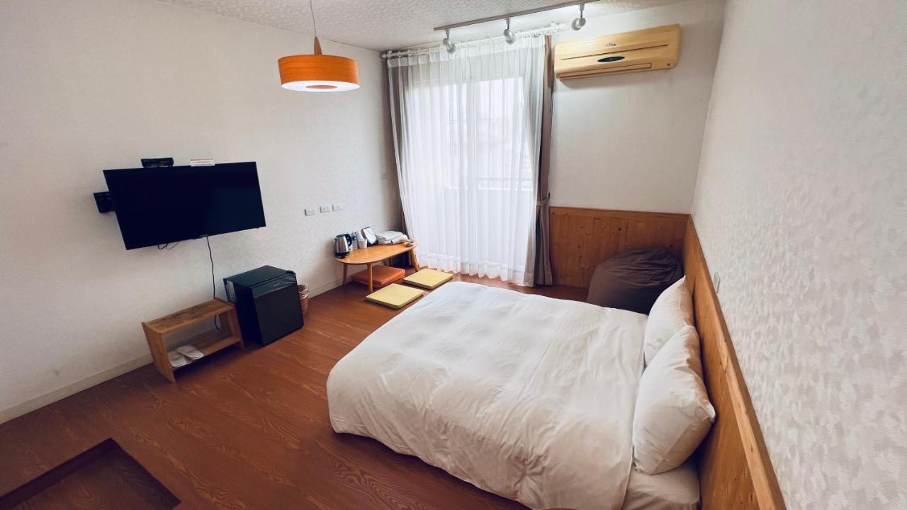 Rainbow Island Apartment Tainan Luaran gambar